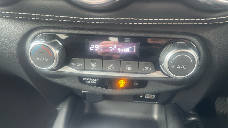 Nissan Juke 1.6 Hybrid N-Connecta 5dr Auto Hybrid Hatchback